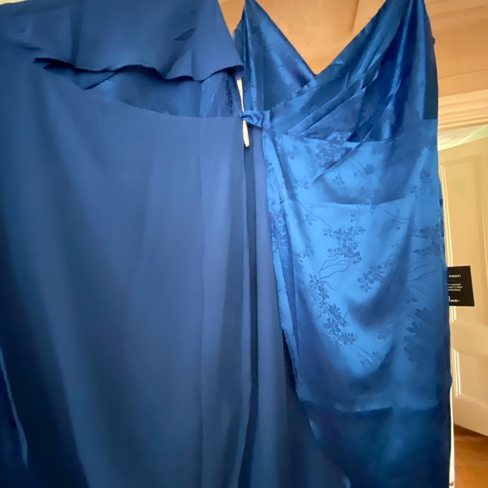 NWT Lulu's Blue Satin V Tie Wrap Floral Jacquard Ruched Cocktail Midi Dress M - Picture 11 of 16